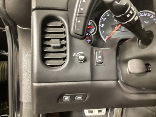 Used 2008 Chevrolet Corvette Convertible w/ Preferred Equipment Group RWD image 12