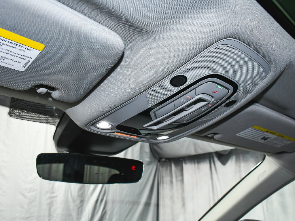 Used 2024 Audi Q8 e-tron Premium AWD/4WD image 41