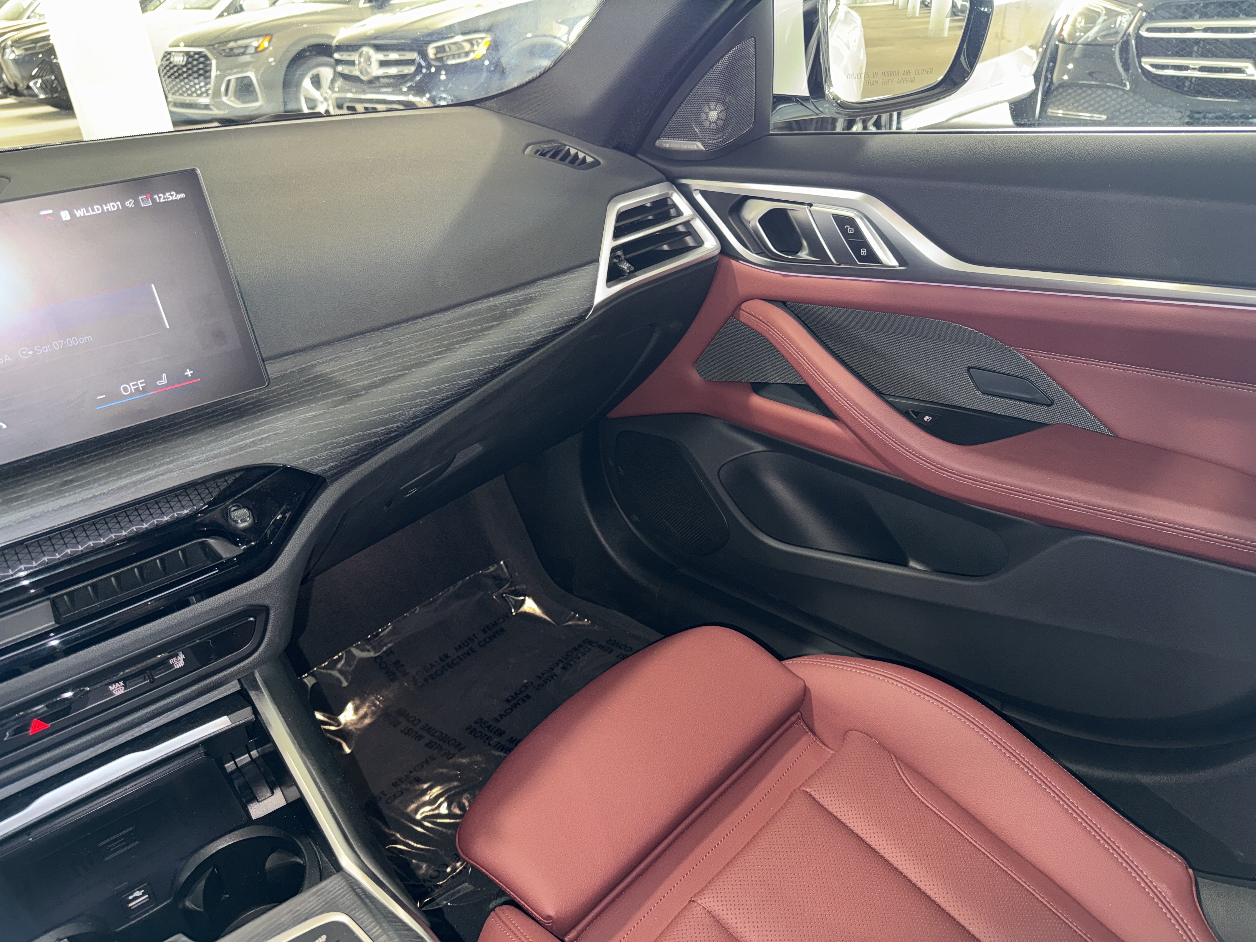 Used 2025 BMW i4 eDrive40 w/ Premium Package RWD image 26