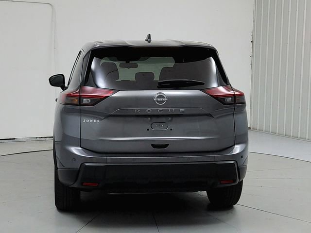 Used 2025 Nissan Rogue SV image 6