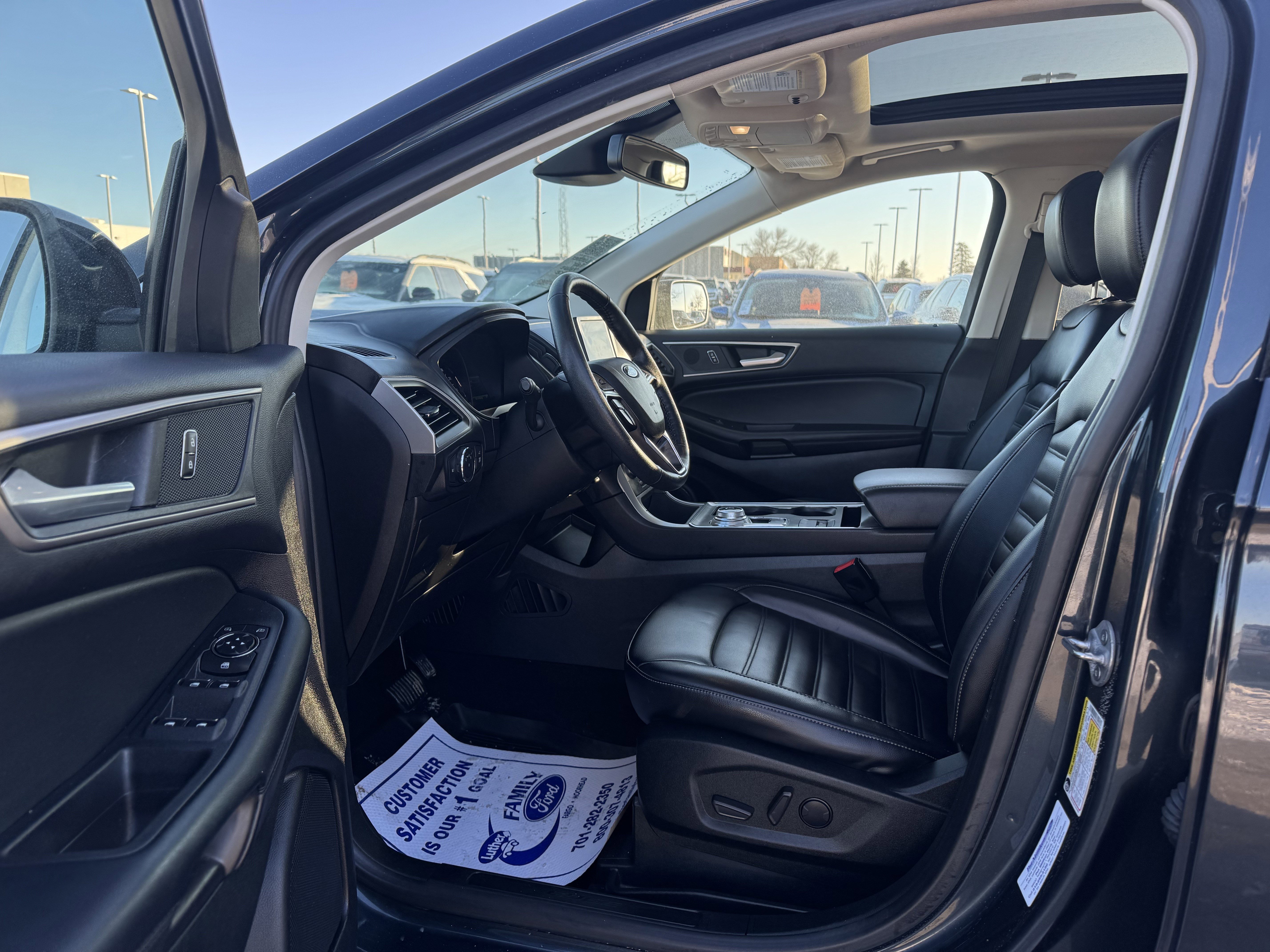 Certified 2022 Ford Edge SEL w/ Convenience Package image 17