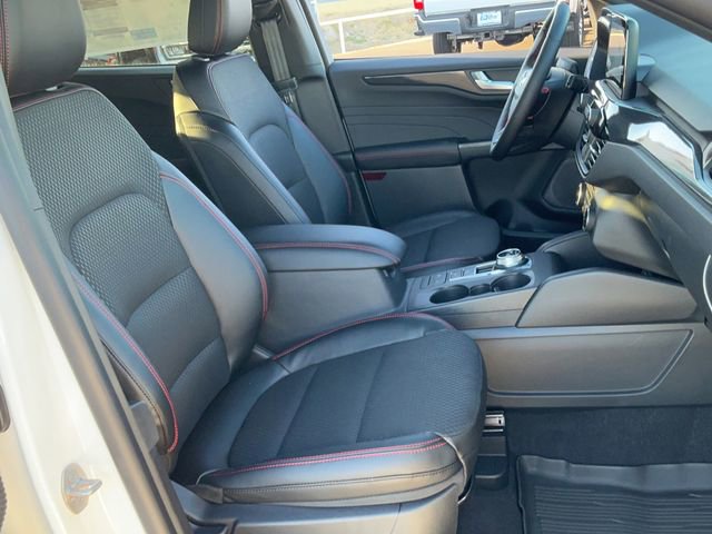 New 2026 Ford Escape ST-Line w/ Cold Weather Package image 21