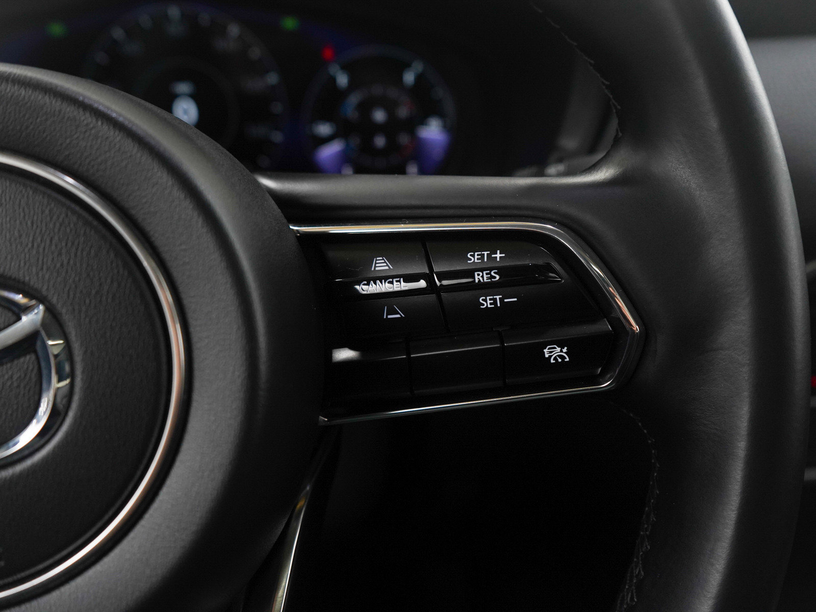 Certified 2024 MAZDA CX-90 Plug-In Hybrid w/ Premium Pkg image 29