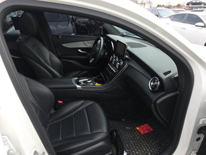 Used 2019 Mercedes-Benz GLC 300 4MATIC Coupe w/ AMG Line image 6
