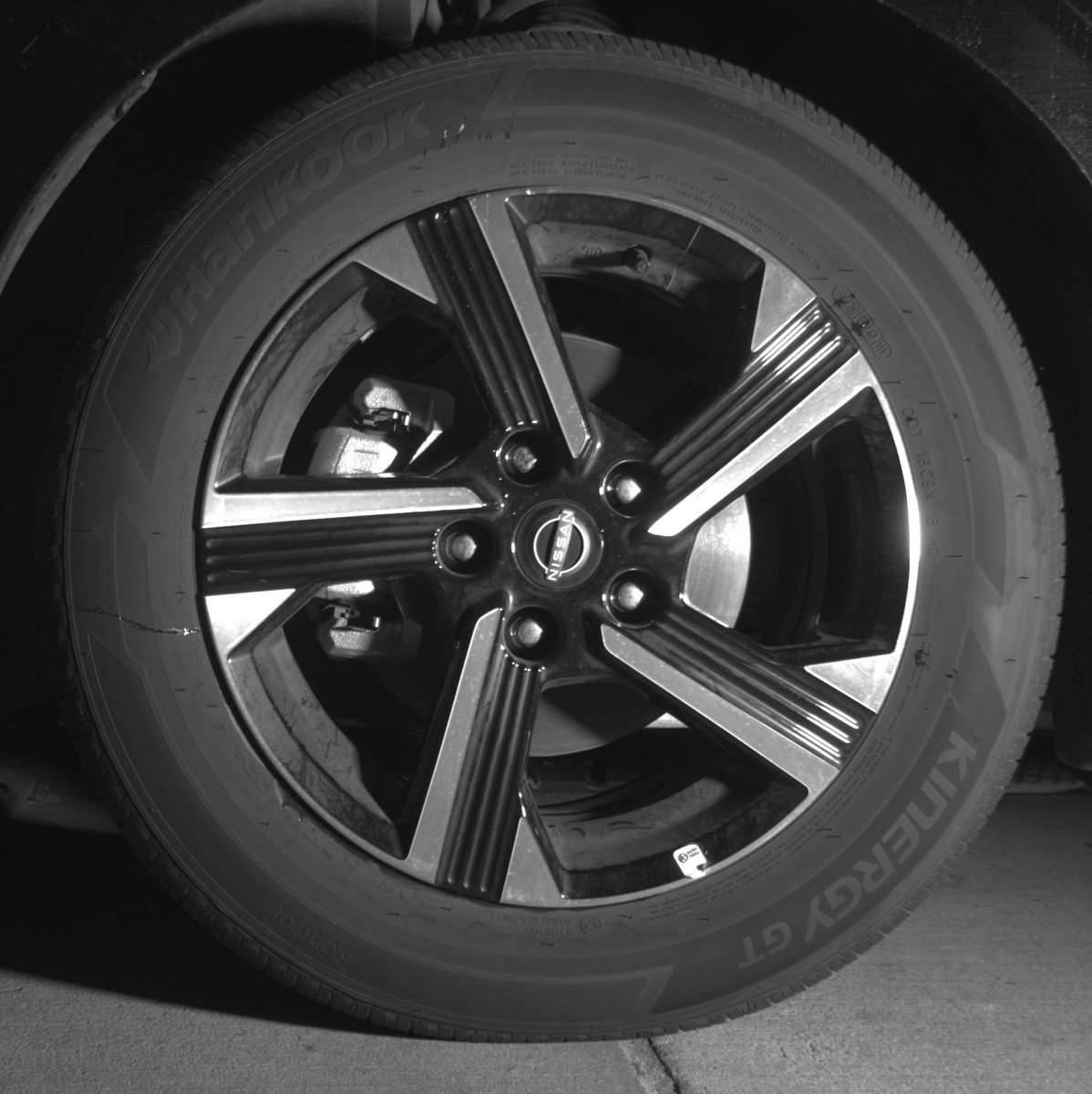 Used 2025 Nissan Sentra SV image 12