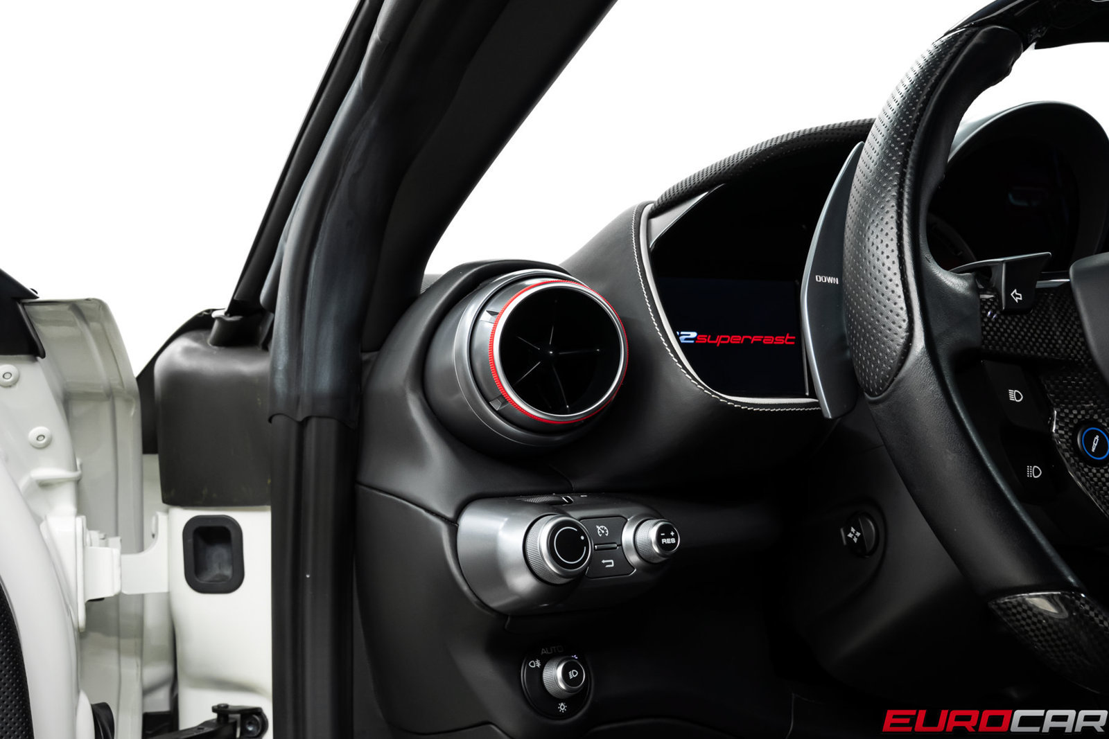 Used 2020 Ferrari 812 Superfast RWD image 28
