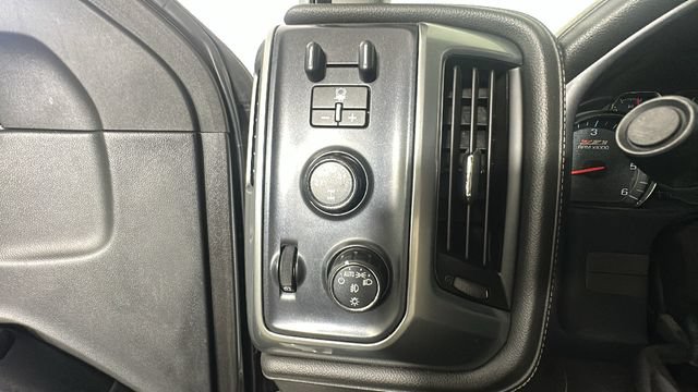 Used 2016 Chevrolet Silverado 1500 LTZ Z71 AWD/4WD image 19