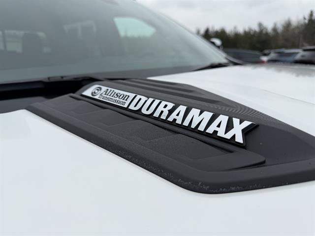 Used 2022 Chevrolet Silverado 3500 High Country image 11