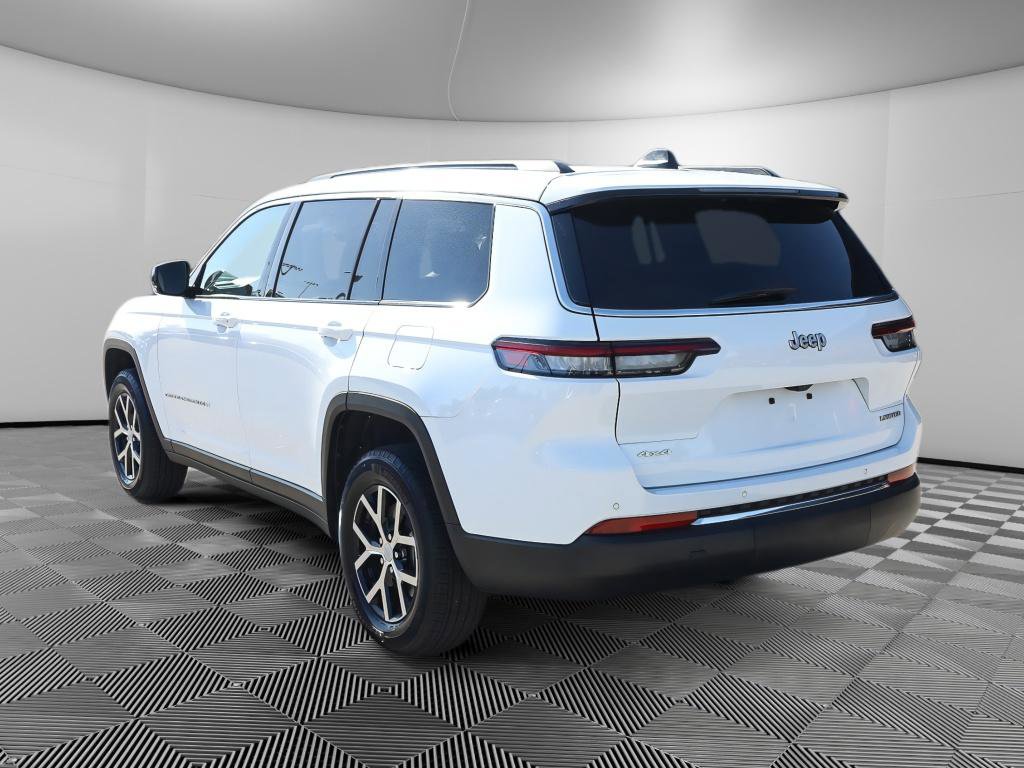 Used 2025 Jeep Grand Cherokee L Limited w/ Trailer Tow Package AWD/4WD image 5