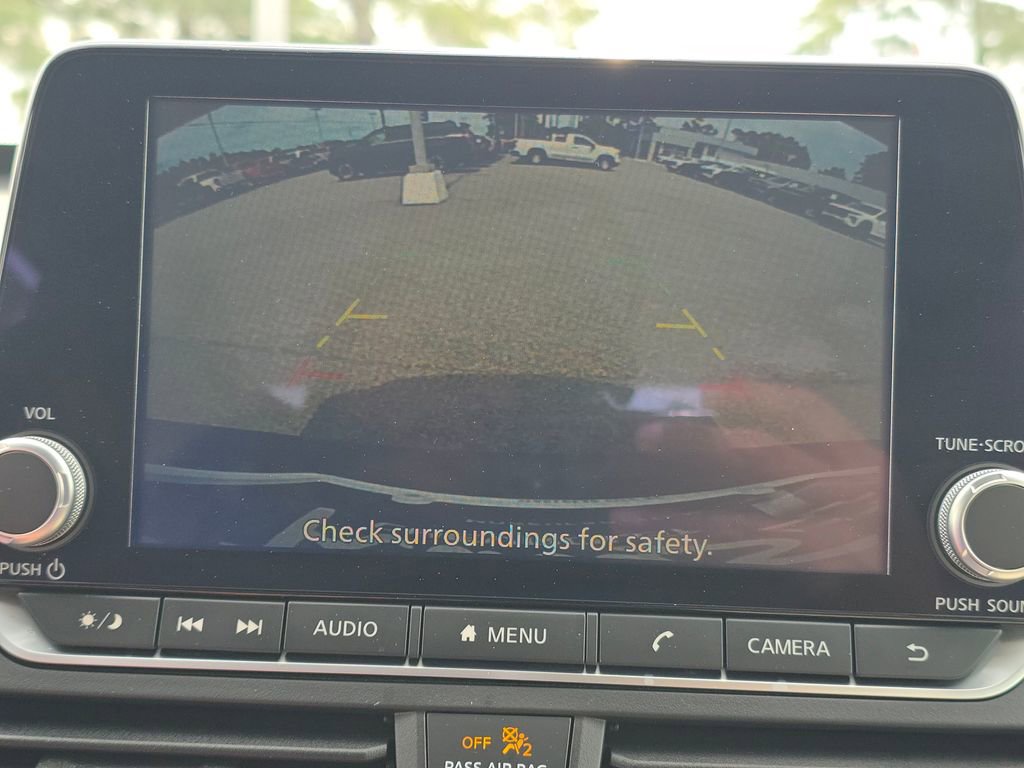 Used 2025 Nissan Altima 2.5 SV FWD image 20