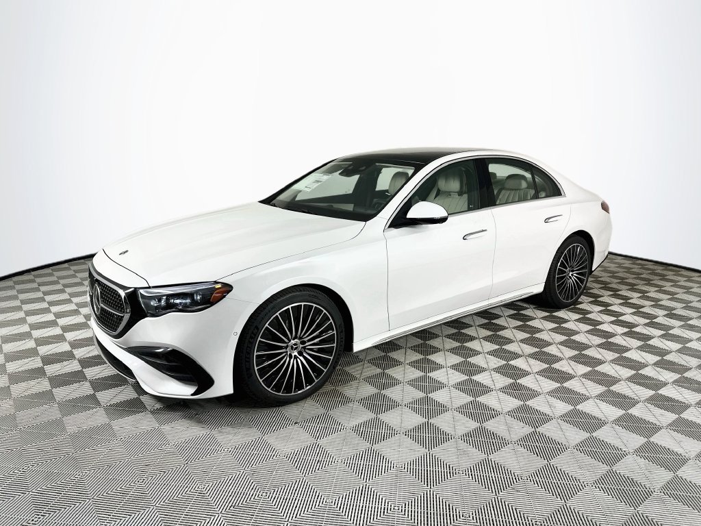 New 2027 Mercedes-Benz E 450 4MATIC Sedan image 3