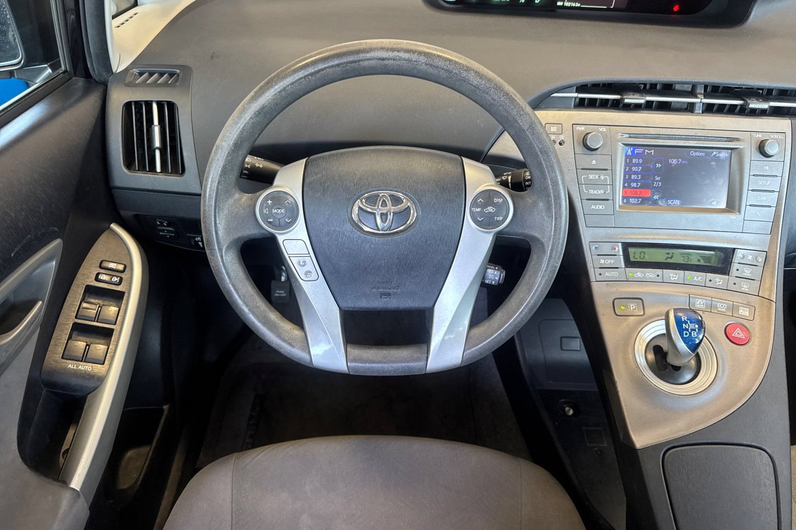 Used 2015 Toyota Prius Two FWD image 17