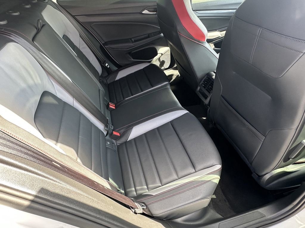 Used 2022 Volkswagen GTI SE image 17