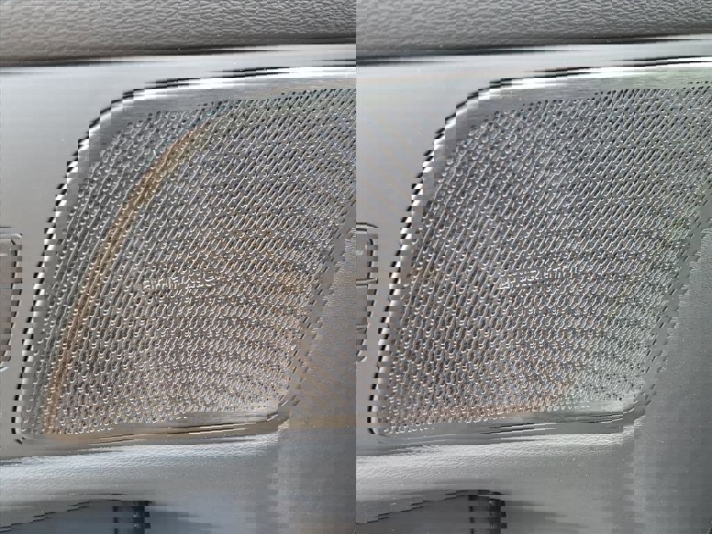 Certified 2023 Volvo V60 B5 Cross Country Plus w/ Climate Package image 16