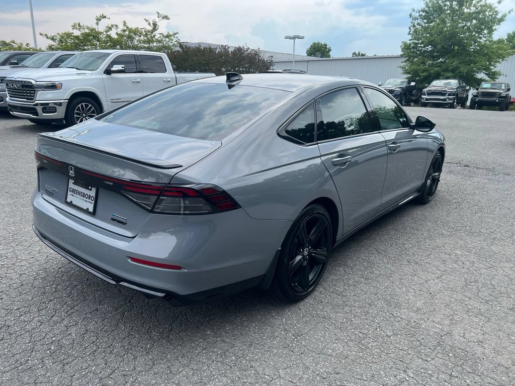 Used 2025 Honda Accord Sport image 5