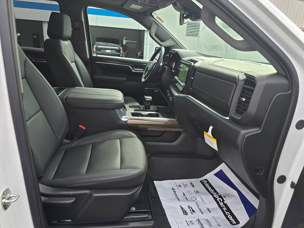 Used 2026 Chevrolet Silverado 1500 RST w/ Convenience Package II AWD/4WD image 15
