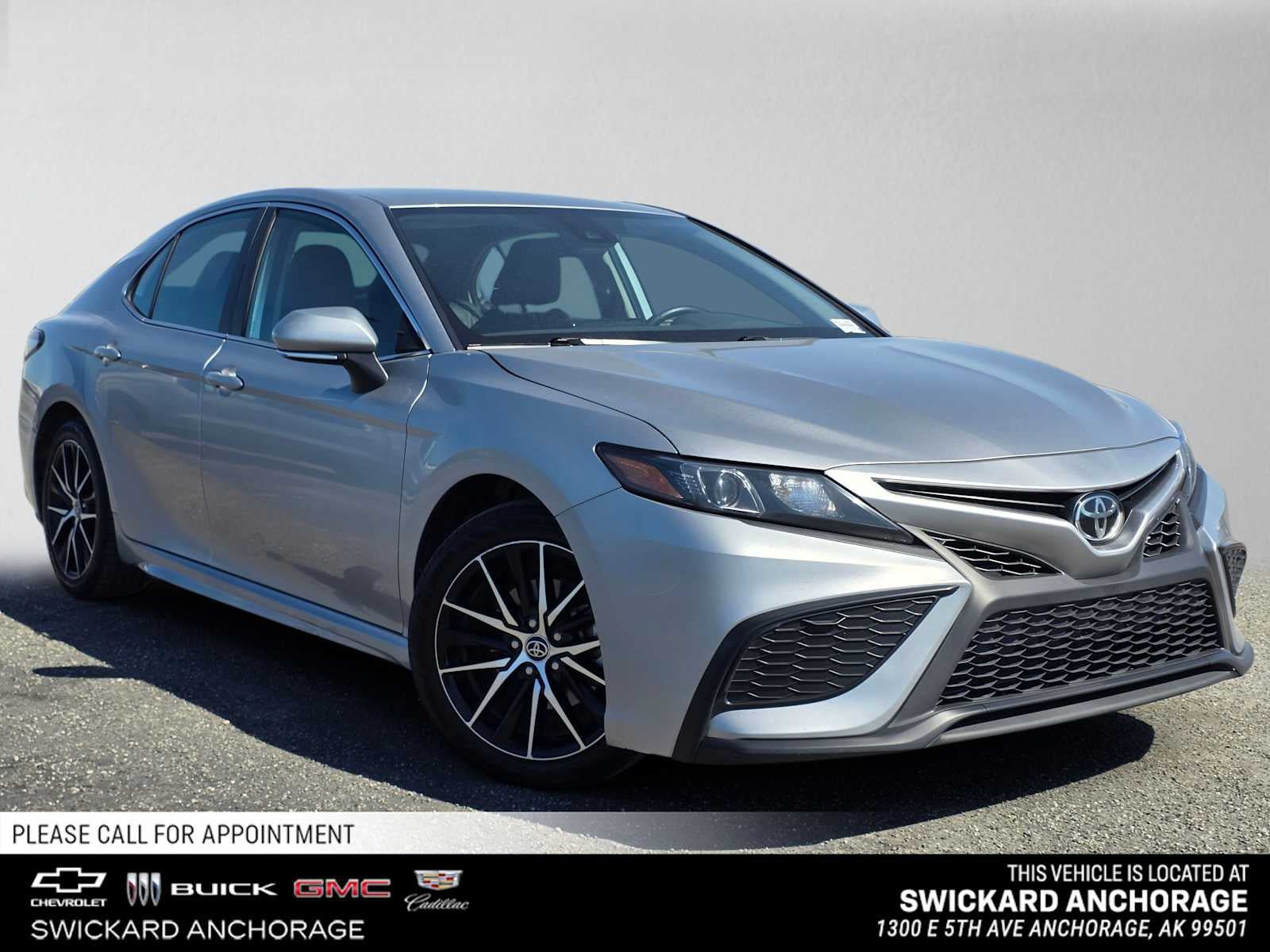 Used 2024 Toyota Camry SE