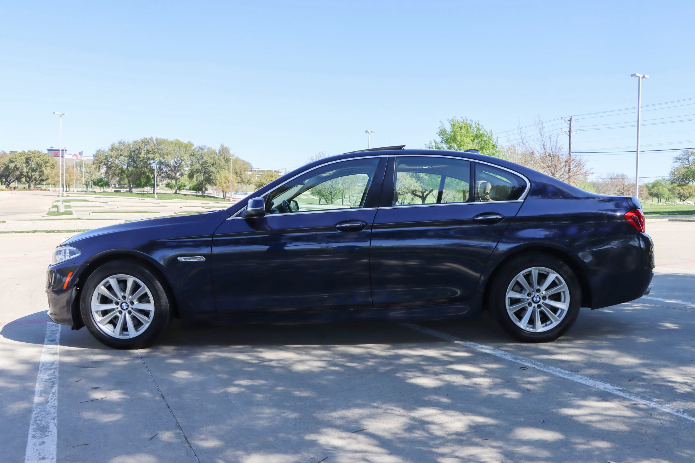 Used 2016 BMW 528i Sedan image 4
