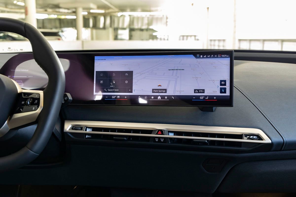 New 2026 BMW iX xDrive45 image 12