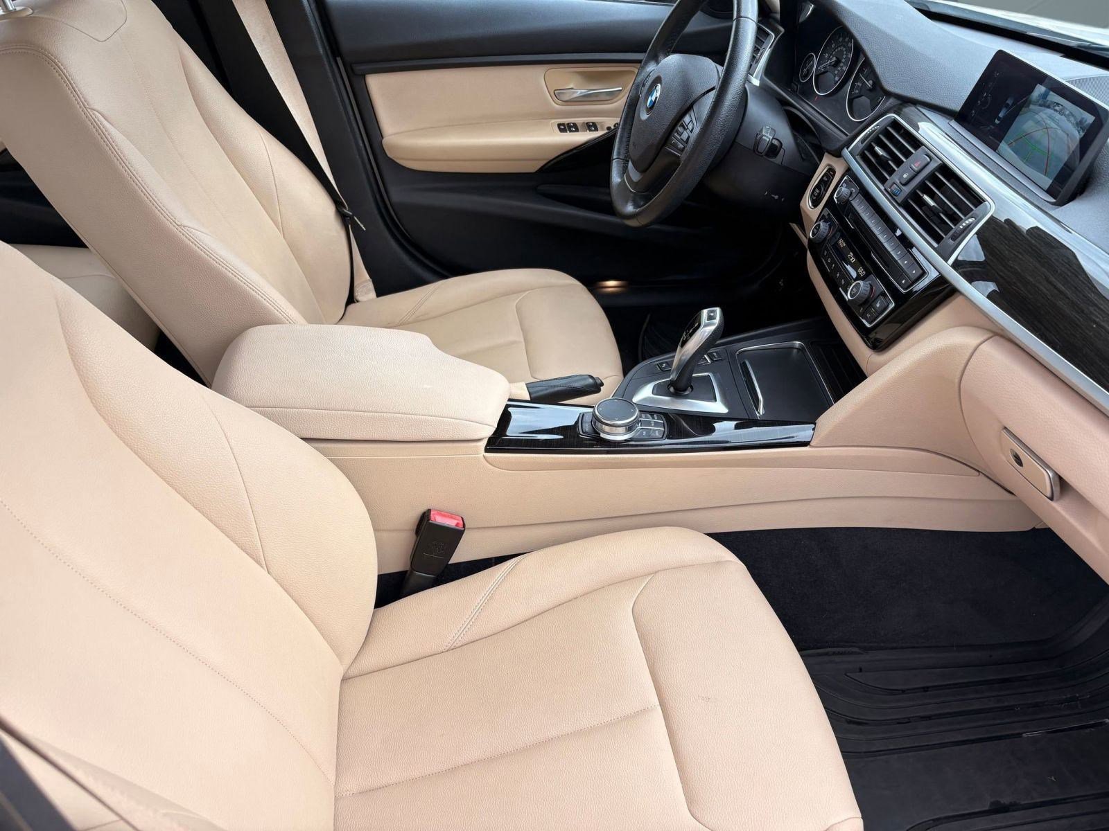 Used 2017 BMW 320i Sedan image 26