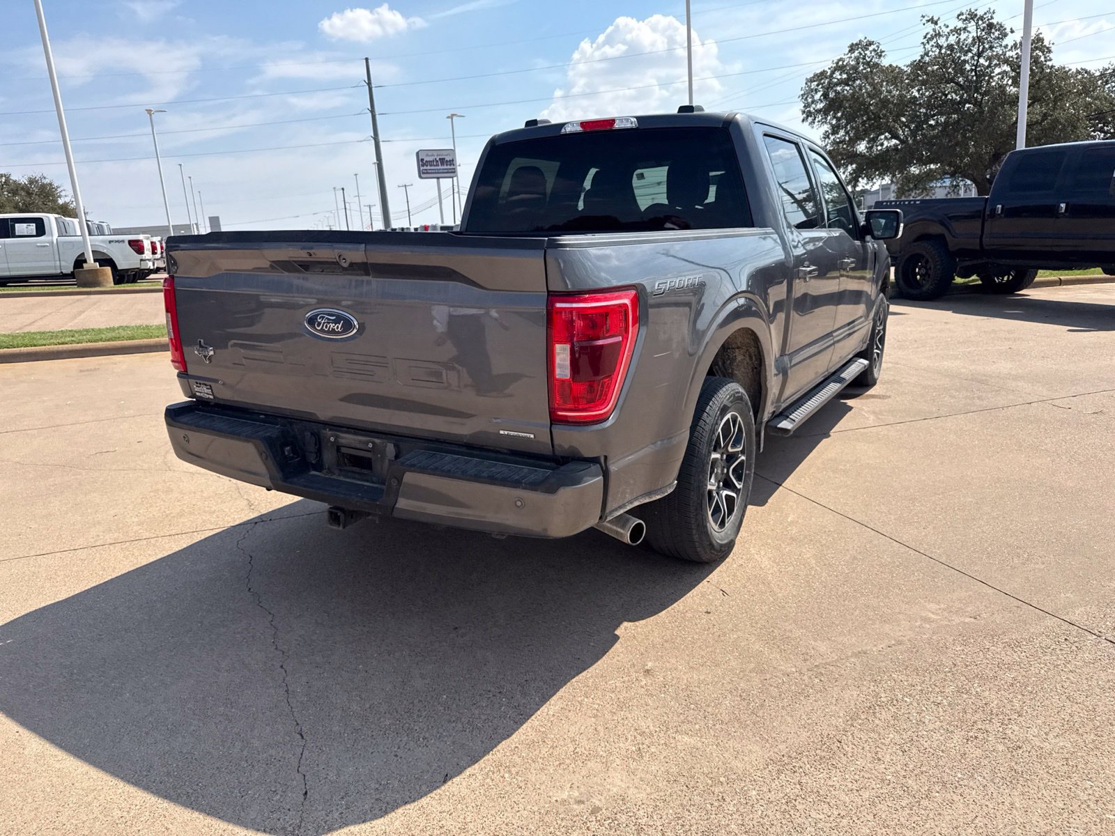 Used 2023 Ford F150 XLT w/ Equipment Group 302A High RWD image 7