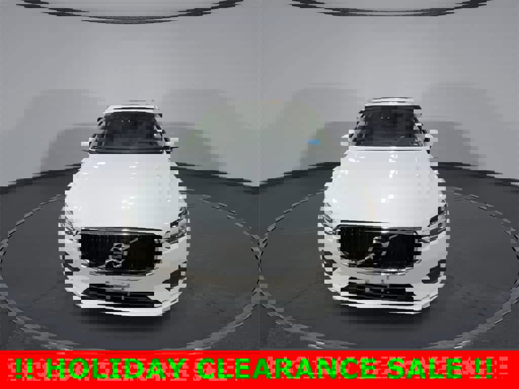Used 2020 Volvo XC60 T5 Momentum image 3