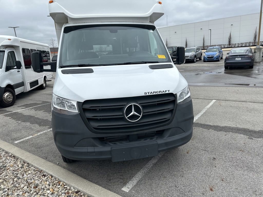Used 2022 Mercedes-Benz Sprinter 3500 image 3