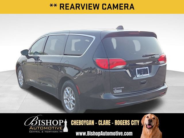 Used 2023 Chrysler Voyager LX FWD image 10