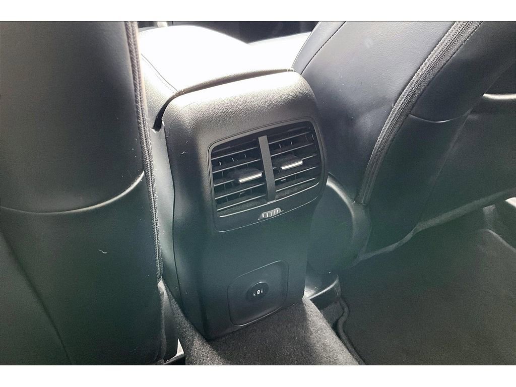 Used 2024 Ford Escape Platinum AWD/4WD image 30