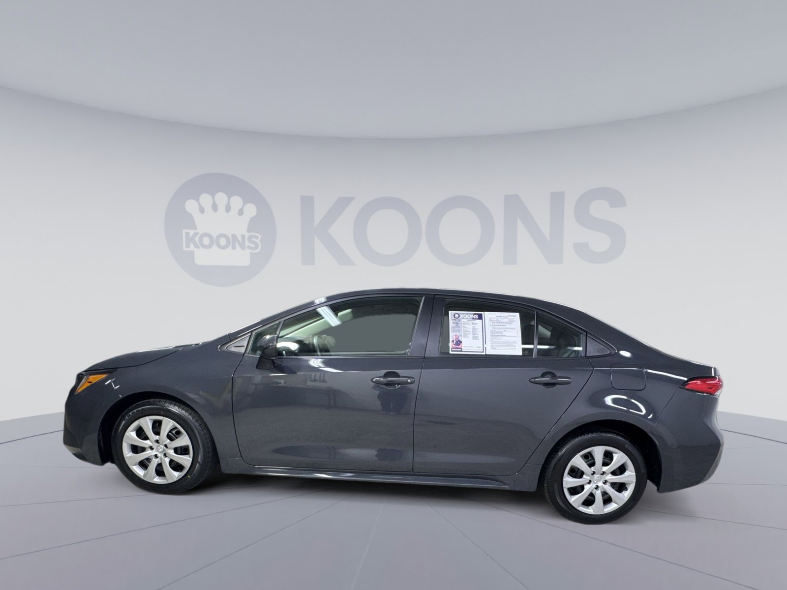 Used 2023 Toyota Corolla LE image 8