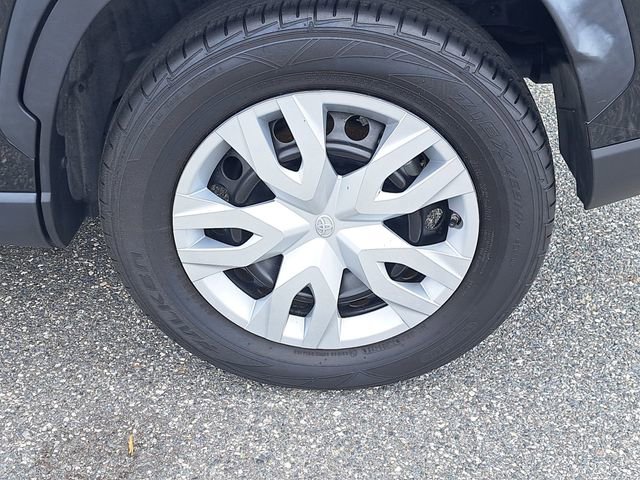 Used 2022 Toyota Corolla Cross L image 5