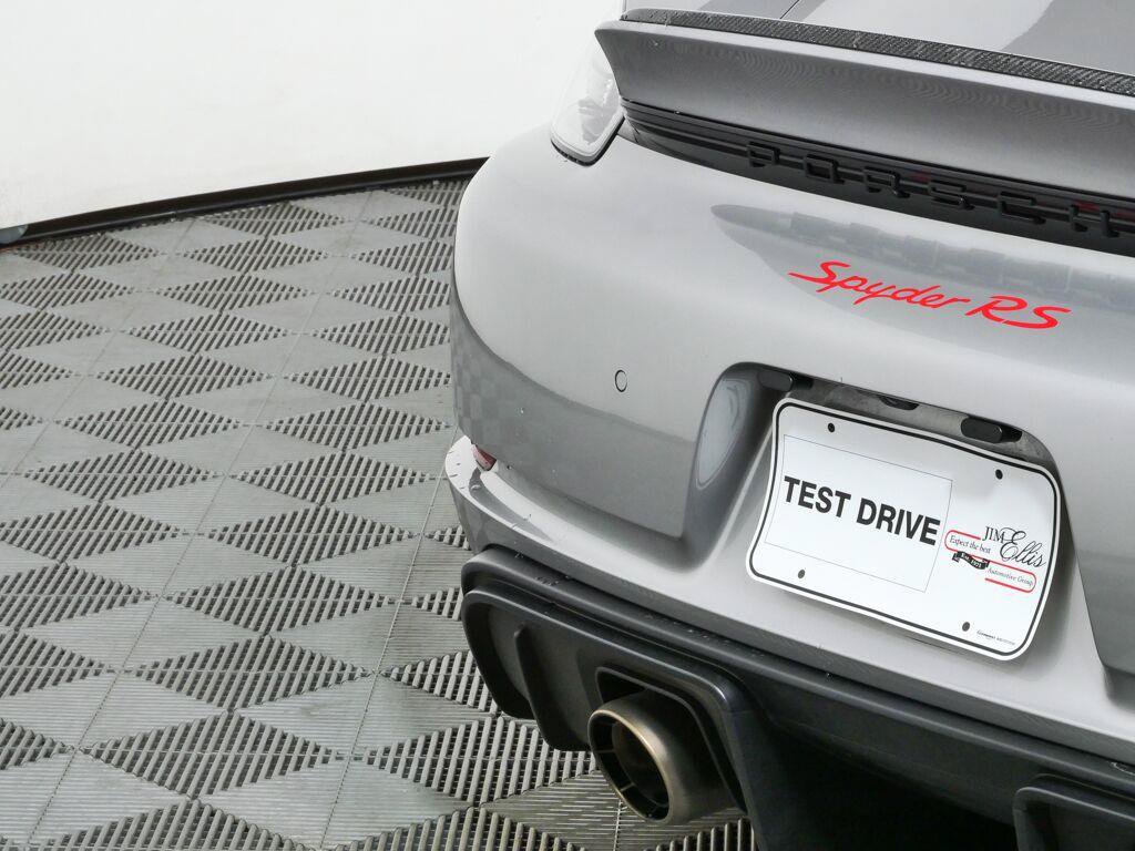 Certified 2025 Porsche 718 Boxster Spyder RS RWD image 37