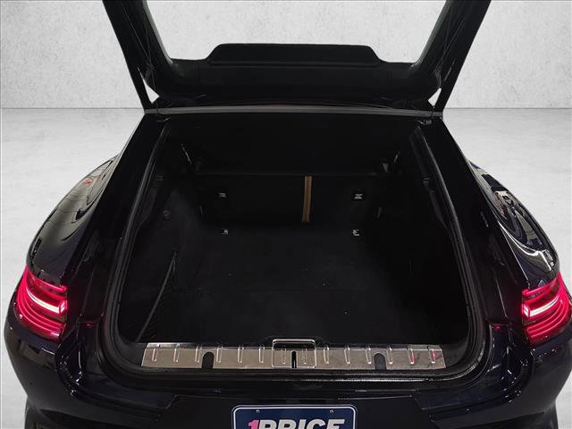 Used 2018 Porsche Panamera 4 image 13