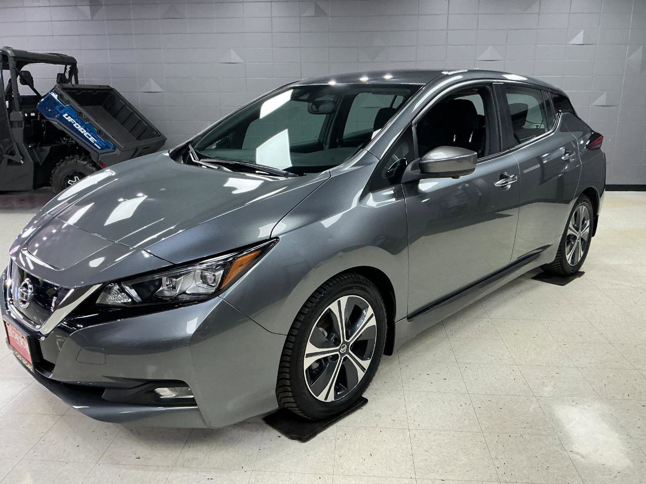 Used 2020 Nissan Leaf SV w/ SV Technology Package image 5