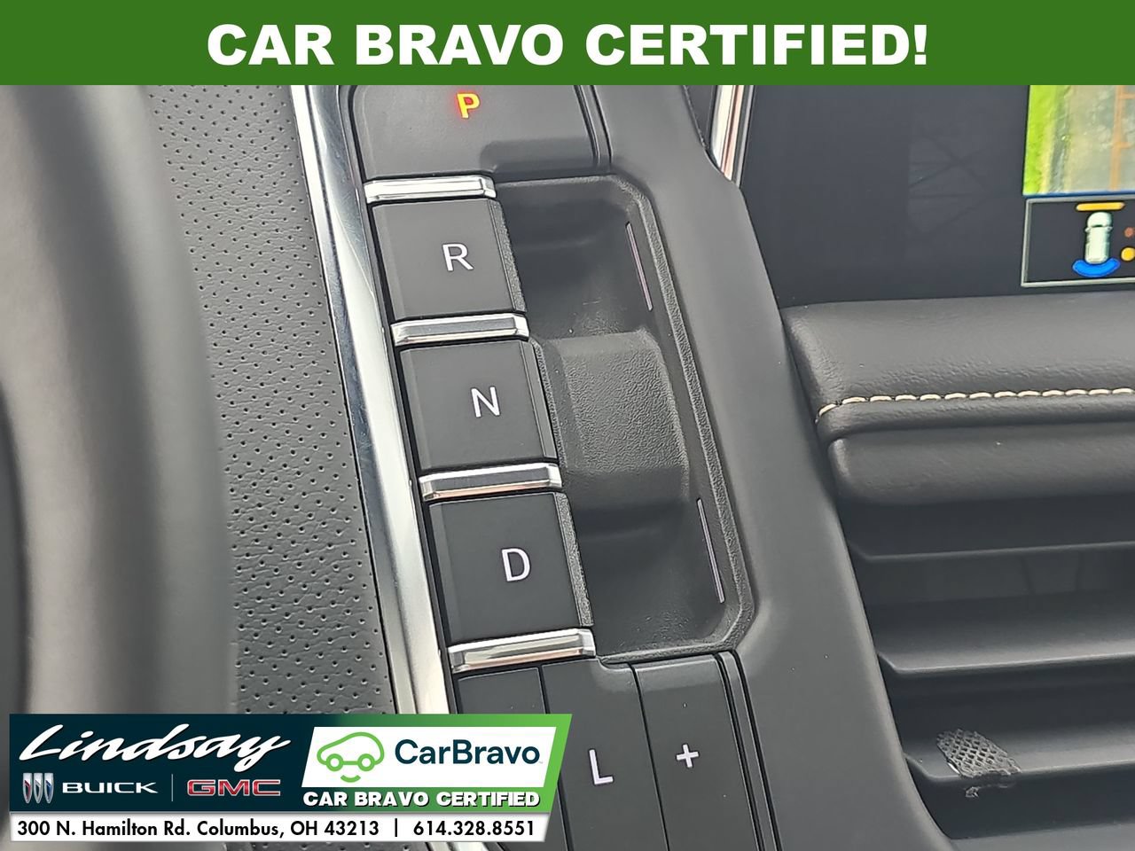 Certified 2023 GMC Yukon XL SLT w/ SLT Premium Package AWD/4WD image 15