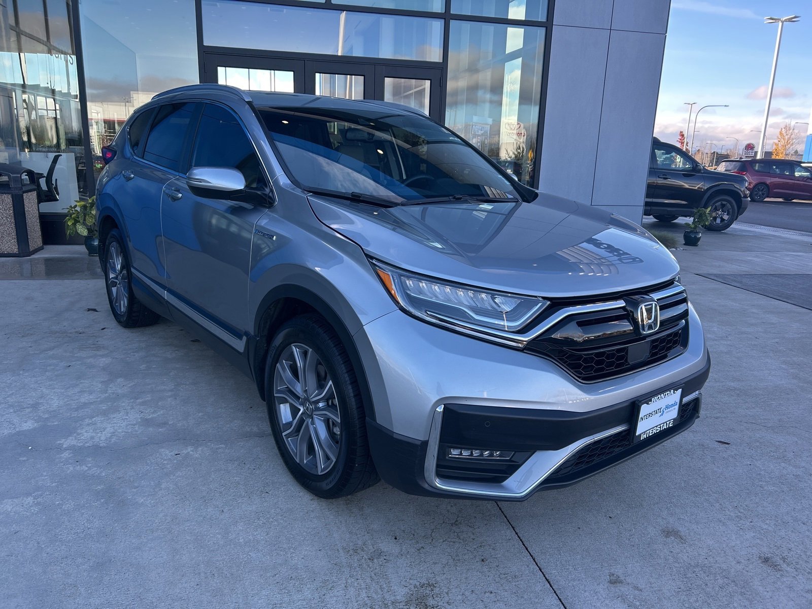 Used 2021 Honda CR-V Touring image 3