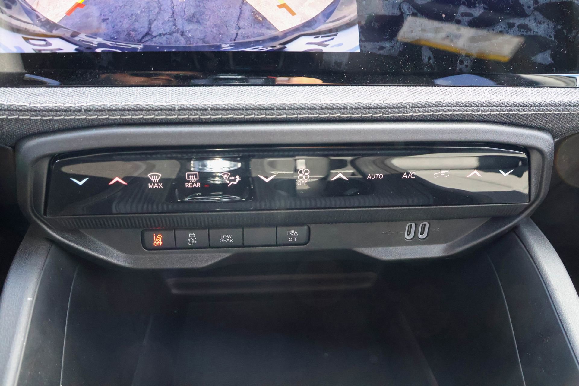 New 2026 Jeep Cherokee Laredo AWD/4WD image 19