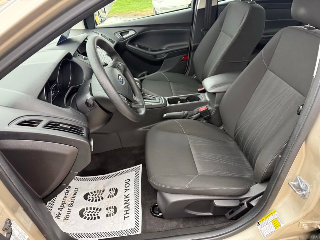 Certified 2018 Ford Focus SE image 19