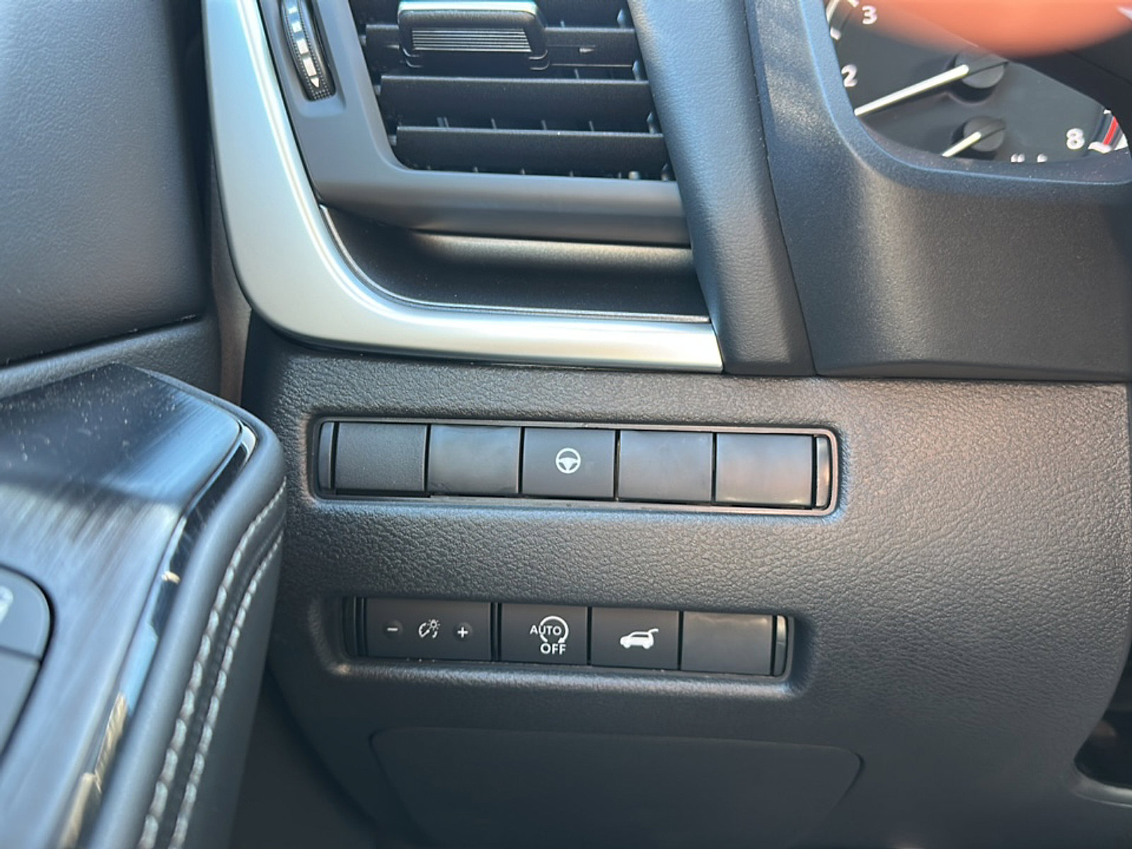 New 2026 Nissan Rogue SV w/ Cold Weather Package image 25