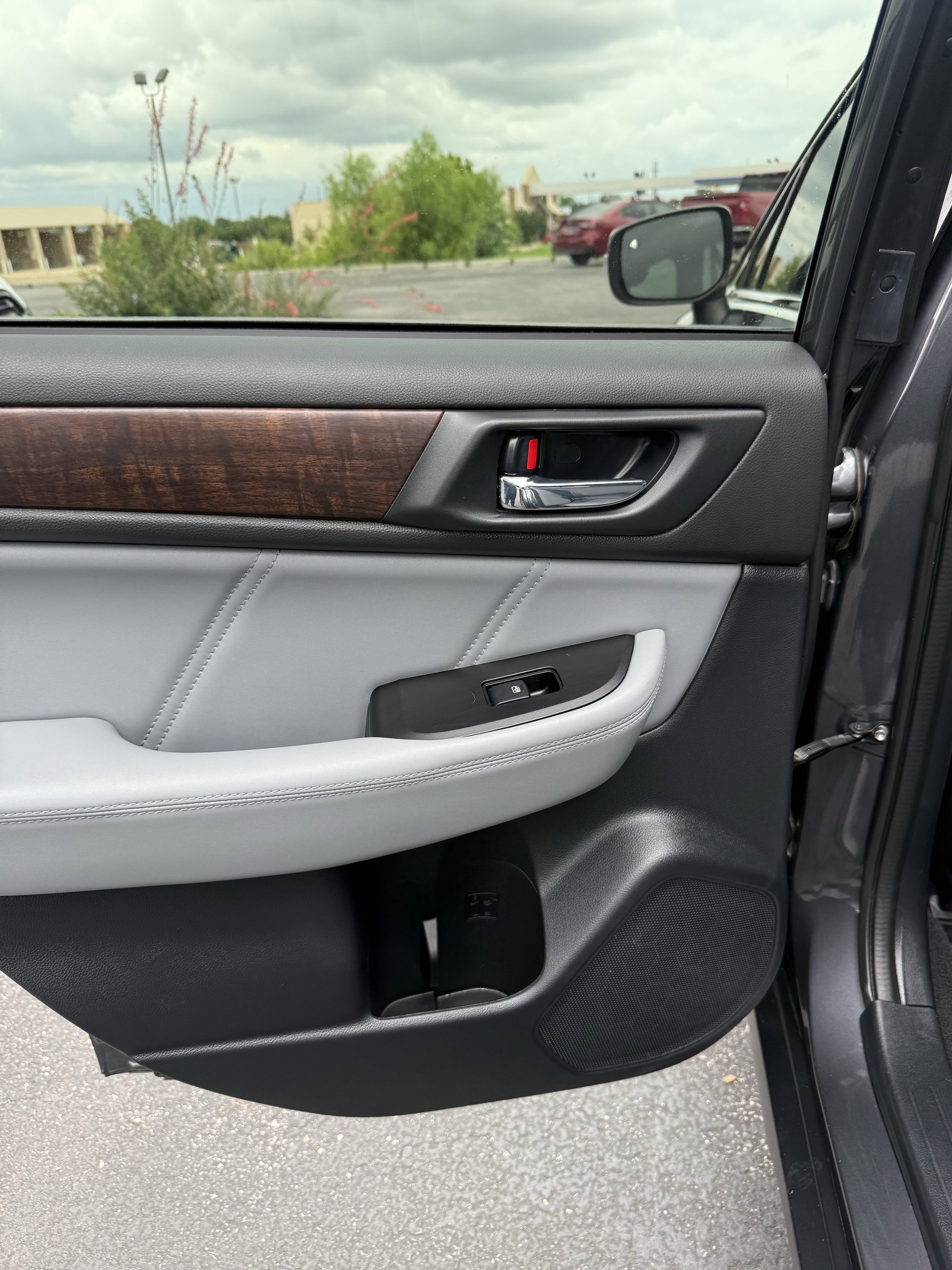 Used 2021 Subaru Outback Limited AWD/4WD image 13