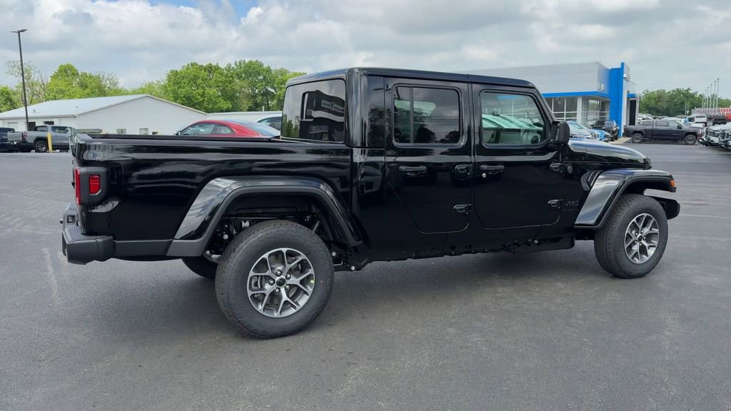 New 2026 Jeep Gladiator Sport AWD/4WD image 7