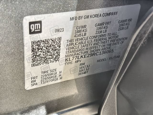 Used 2024 Chevrolet Trax ACTIV w/ Driver Confidence Package FWD image 32