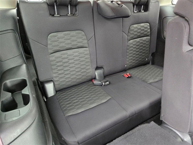 Used 2023 Nissan Pathfinder S image 19