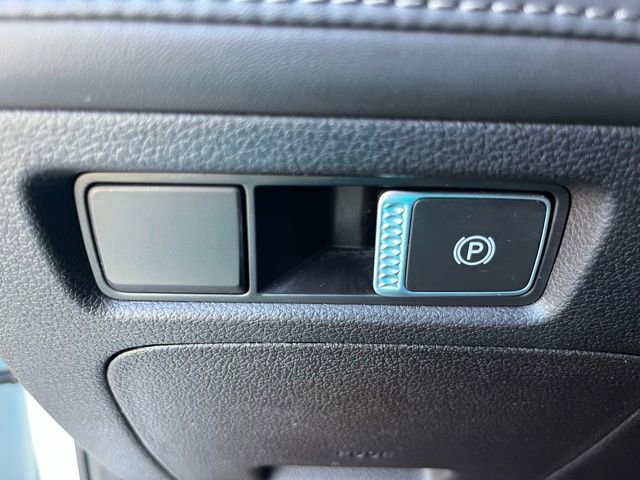 Used 2022 Hyundai Santa Fe Limited image 17