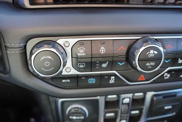 Certified 2025 Jeep Wrangler Unlimited Rubicon 4xe w/ Safety Group image 26