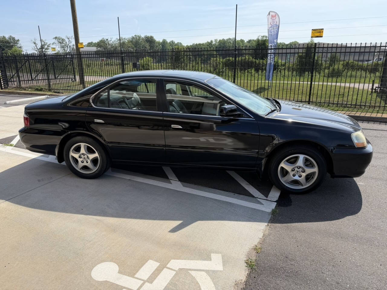 Used 2003 Acura TL FWD image 9