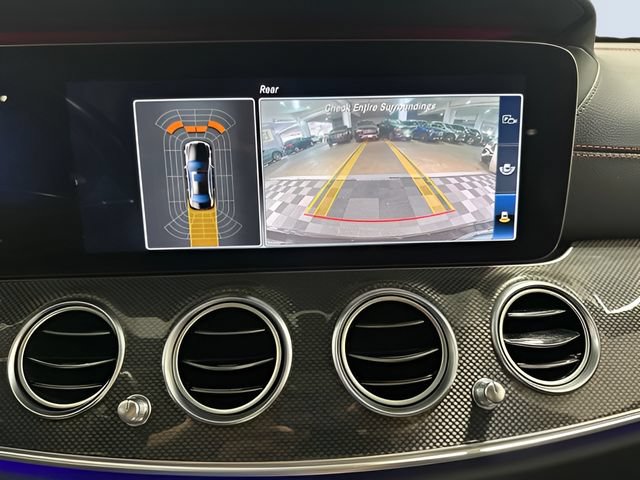 Certified 2018 Mercedes-Benz E 43 AMG 4MATIC Sedan image 23