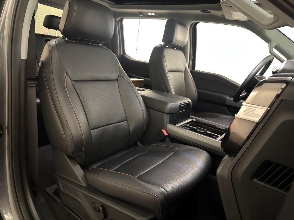 New 2026 Ford F450 Lariat w/ Lariat Ultimate Package AWD/4WD image 27