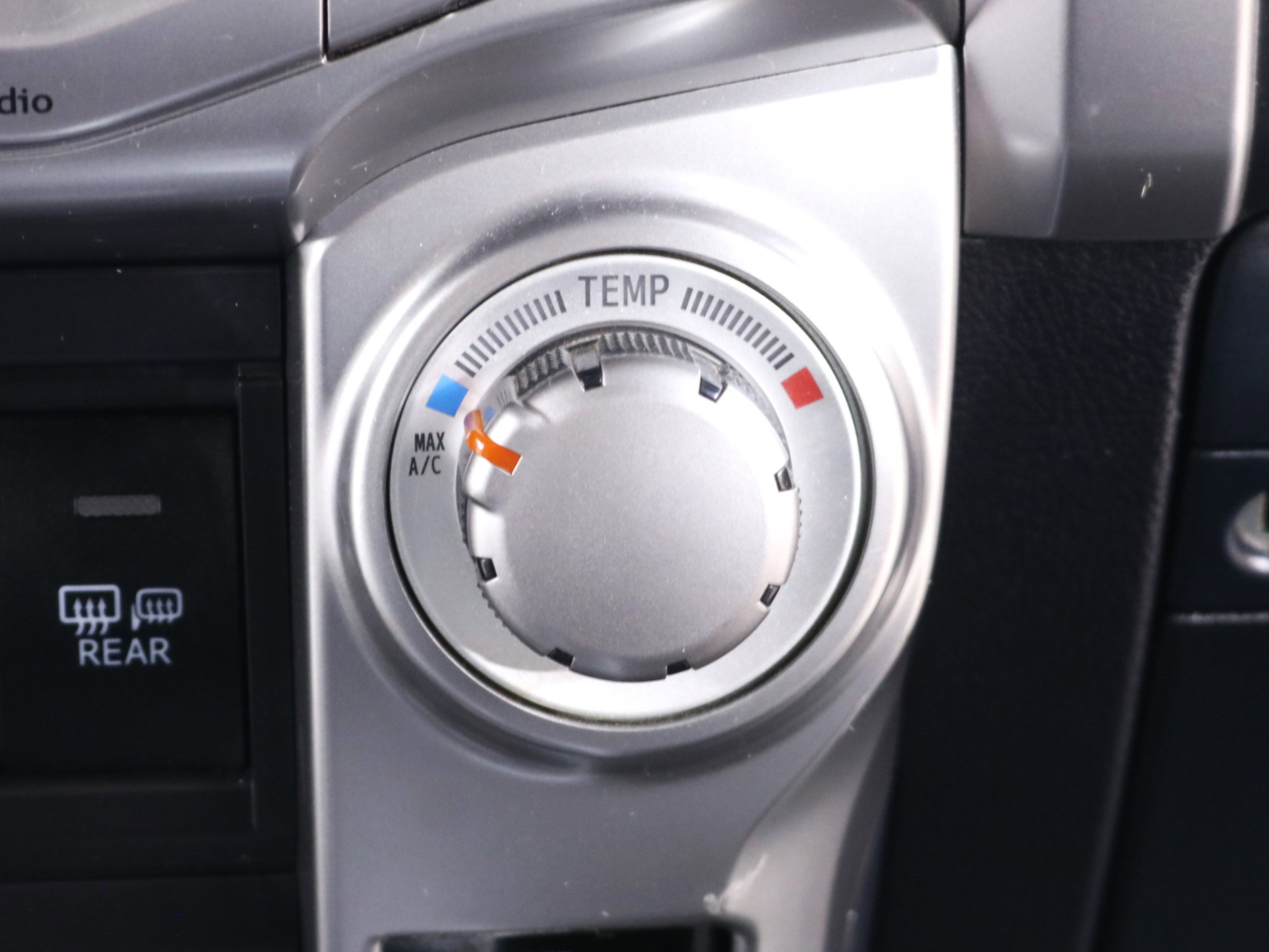 Used 2016 Toyota 4Runner SR5 image 15