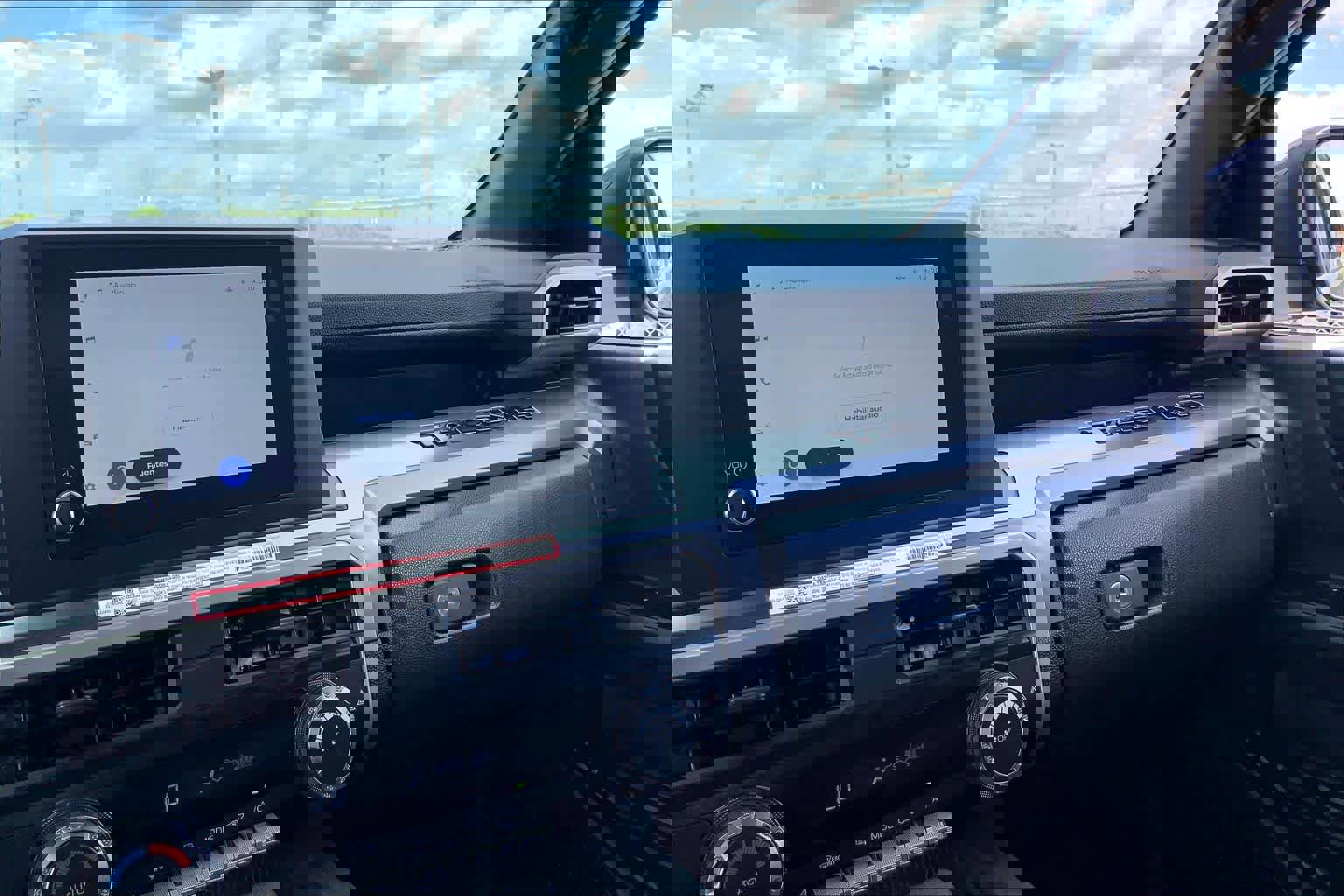 Used 2025 Toyota Tacoma TRD Sport image 35